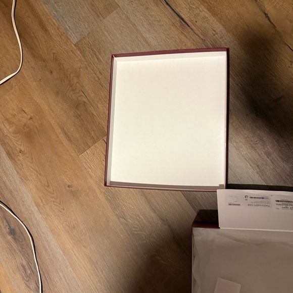 Gucci Burgundy Shoe Box - Picture 6 of 8